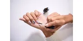 Jak prawidłowo malować paznokcie?