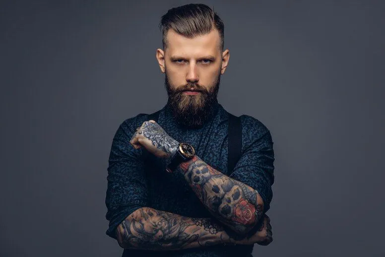 Jak zagęścić brodę? Sposoby na zagęszczenie zarostu